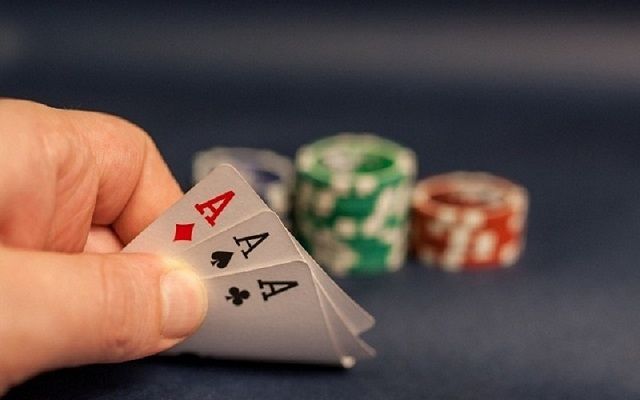 Một số quy định về thứ tự giá trị các quân bài để phân định thắng thua